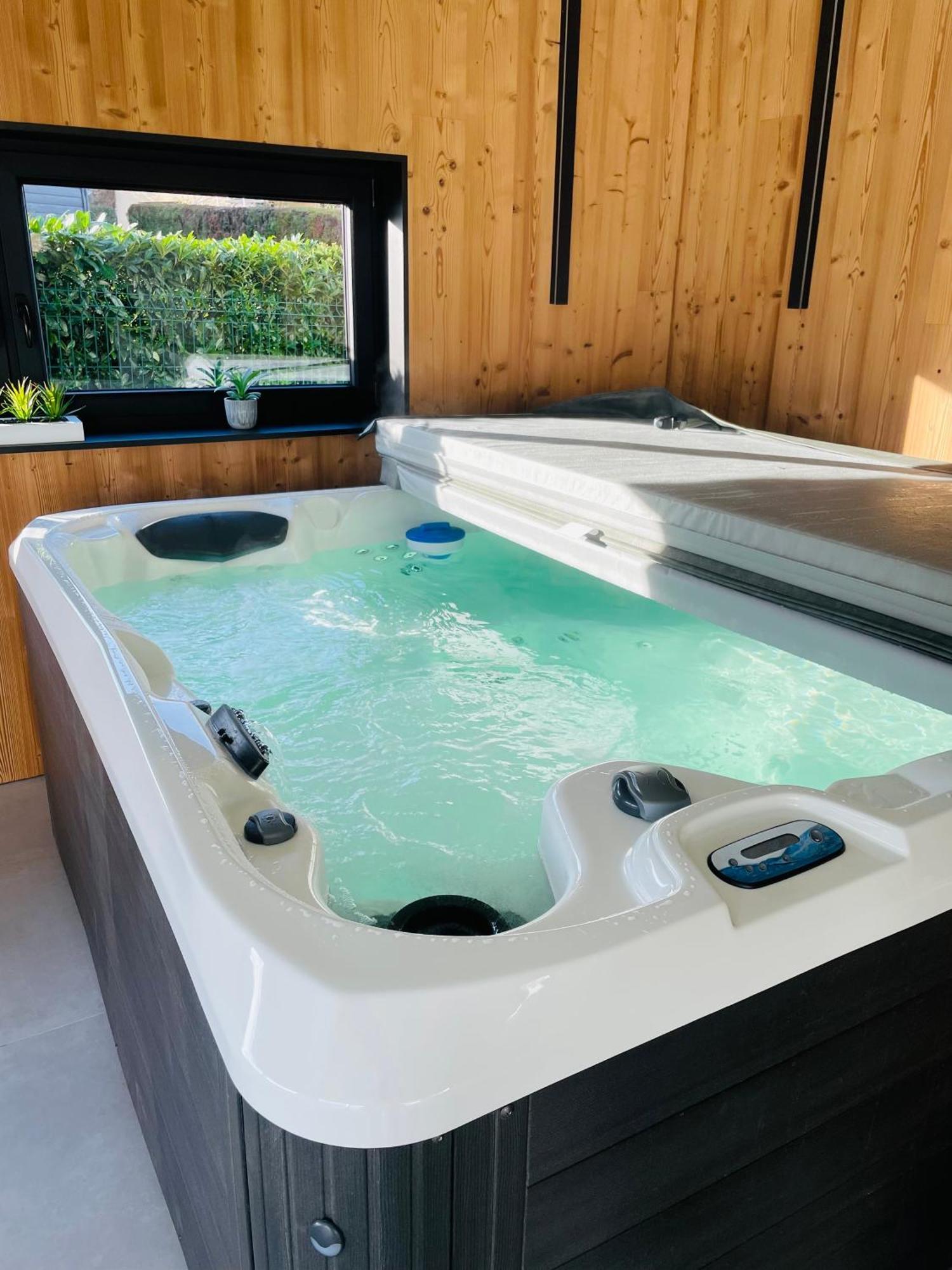 Maison Gite Chez Nounou Sauna Jacuzzi Jardin Arbore Etting Exterior foto